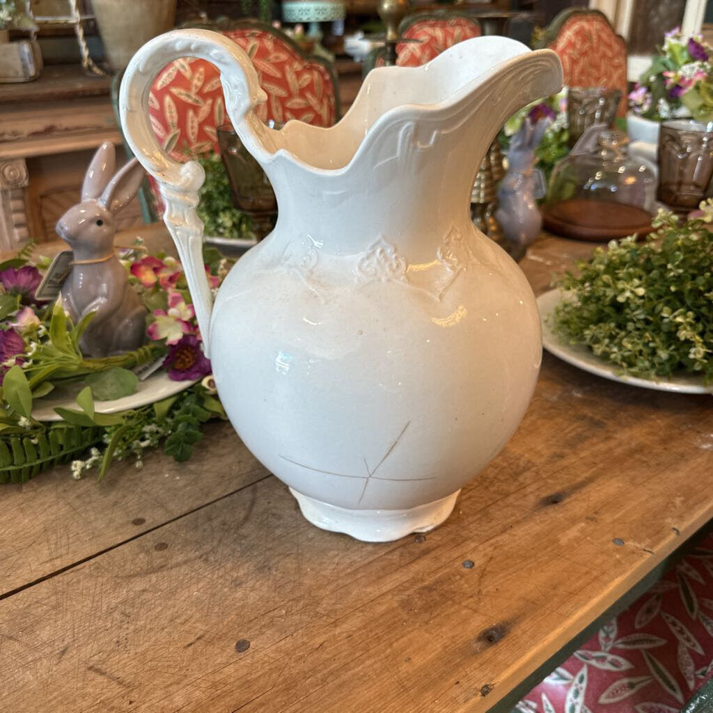 VINTAGE PITCHER FROM EDWIN M. KNOWLES CHINA CO.