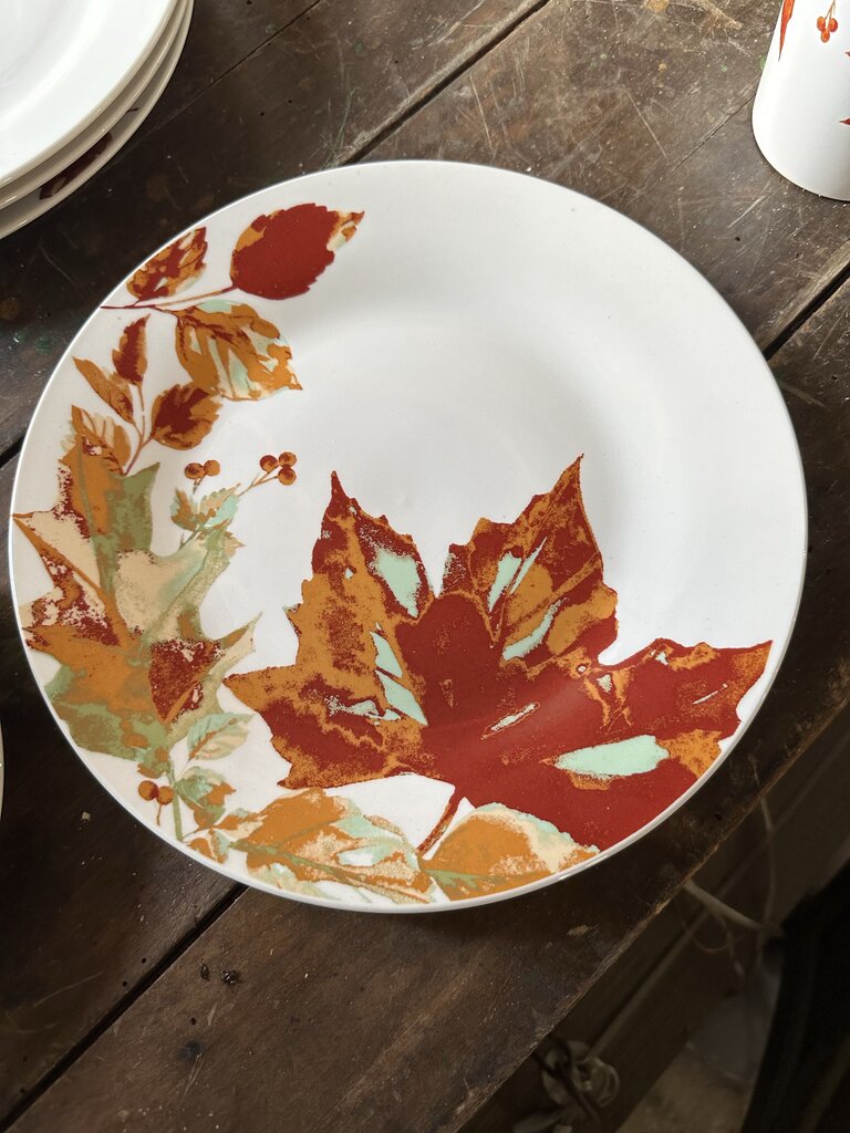 MAPLE LEAF DISH SET