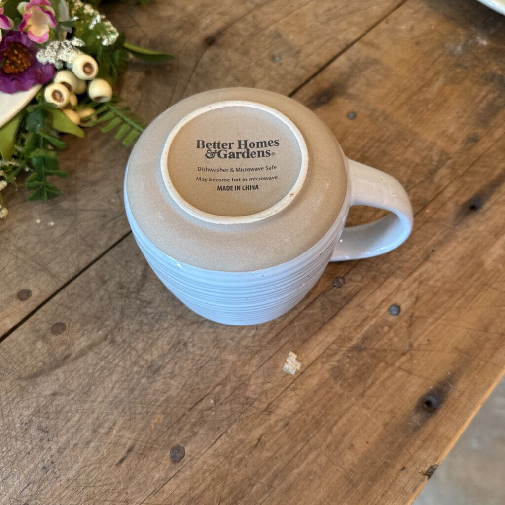 RIBBED STONEWARE MUG