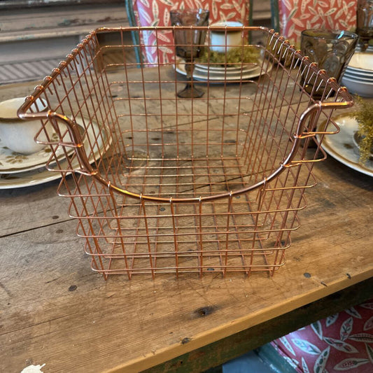 WIRE BASKET