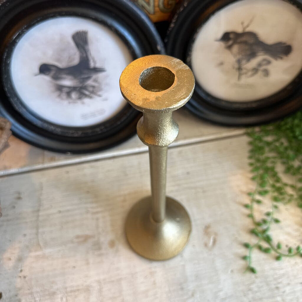 BRASS TAPER STRAIGHT CANDLESTICK