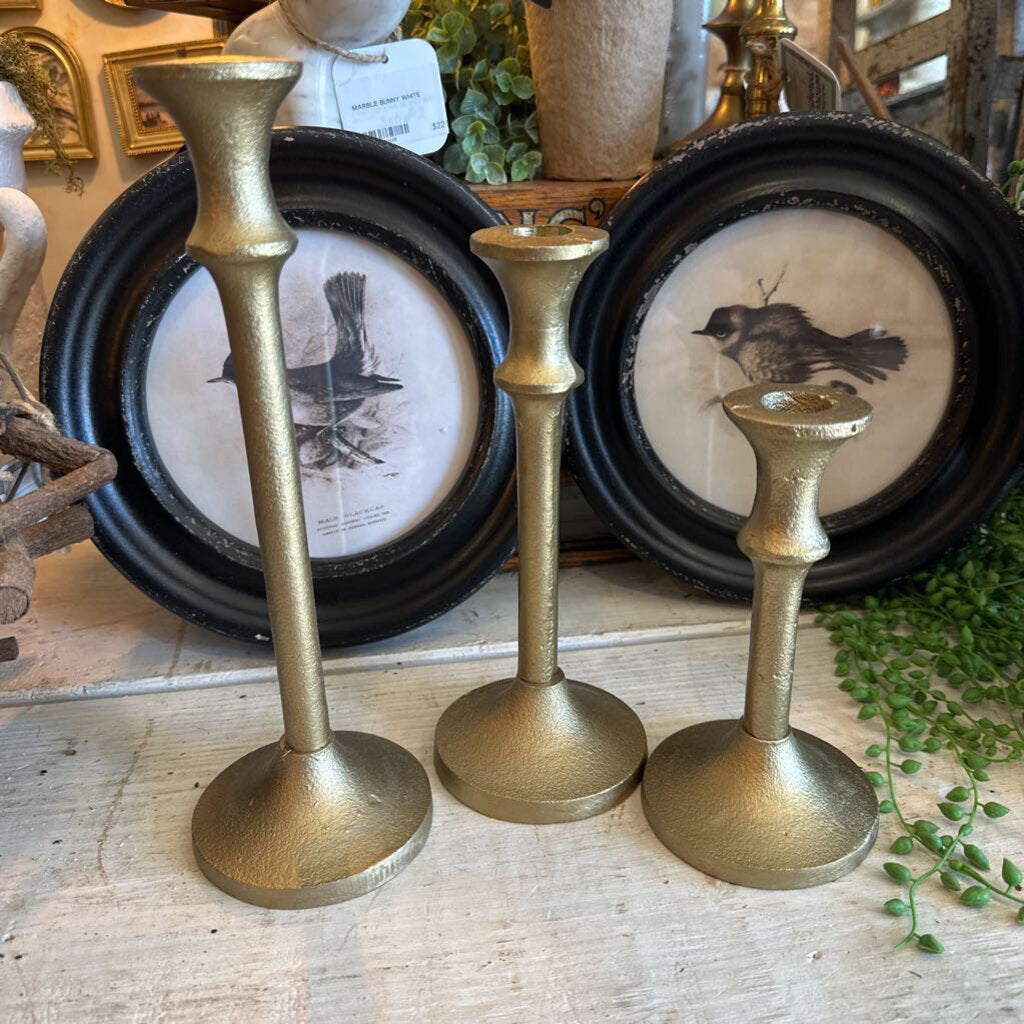 BRASS TAPER STRAIGHT CANDLESTICK