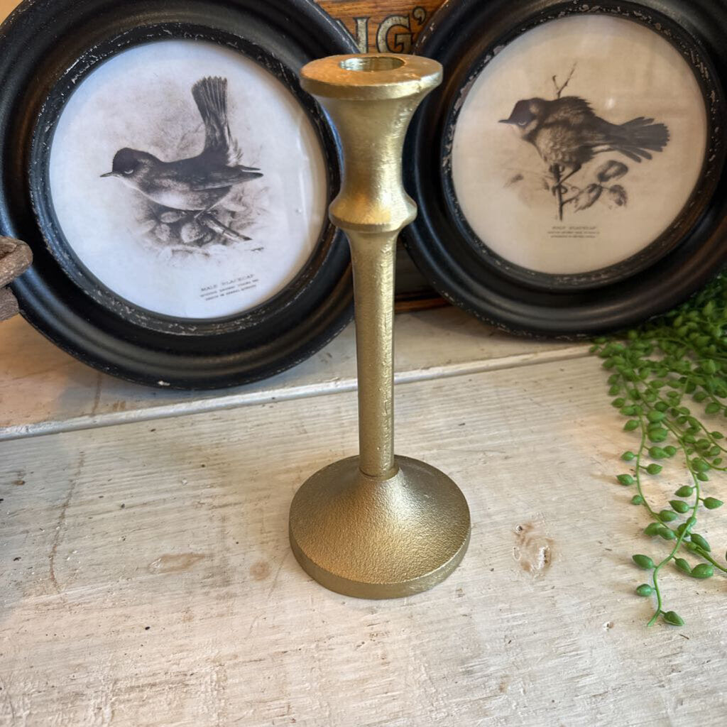 BRASS TAPER STRAIGHT CANDLESTICK