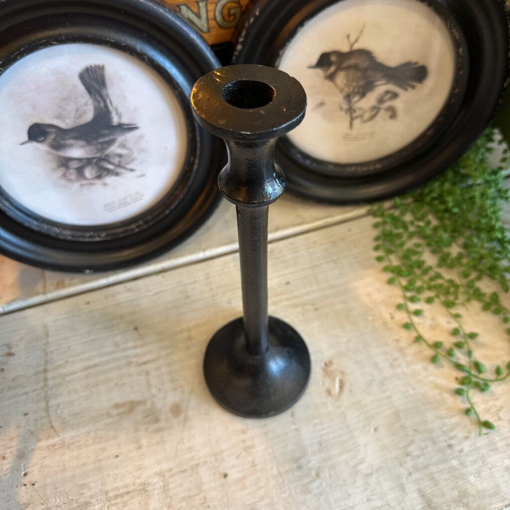 ROUND STEM METAL TAPER CANDLESTICK