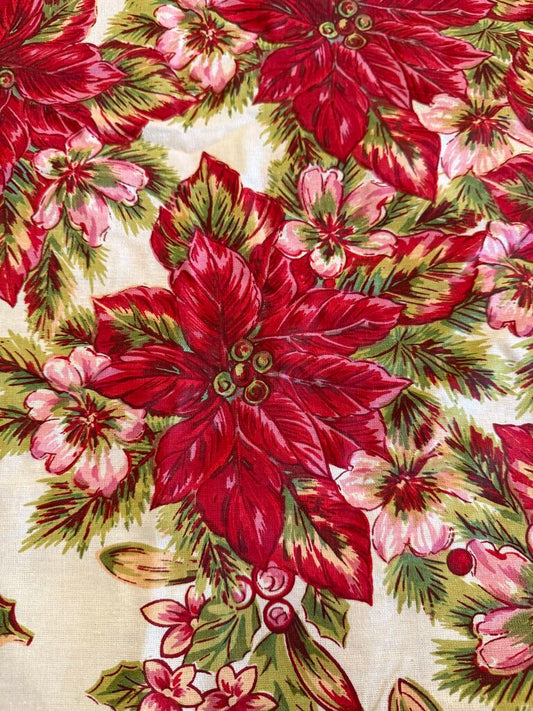 POINSETTIA TABLECLOTH 54X54