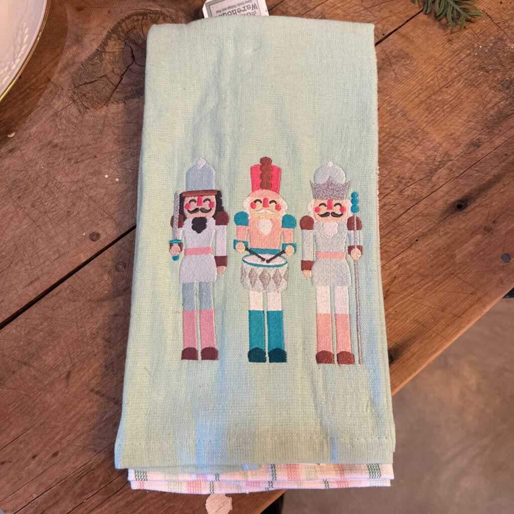 NUTCRACKER HAND TOWEL SET