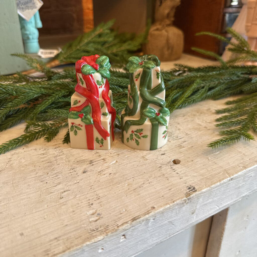 "STACK OF GIFTS" SALT AND PEPPER SHAKERS