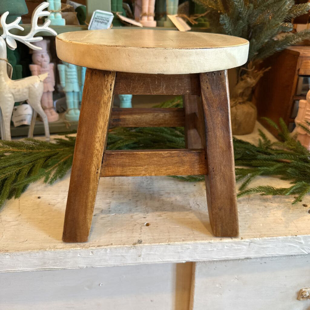 WOODEN STOOL PLANT STAND