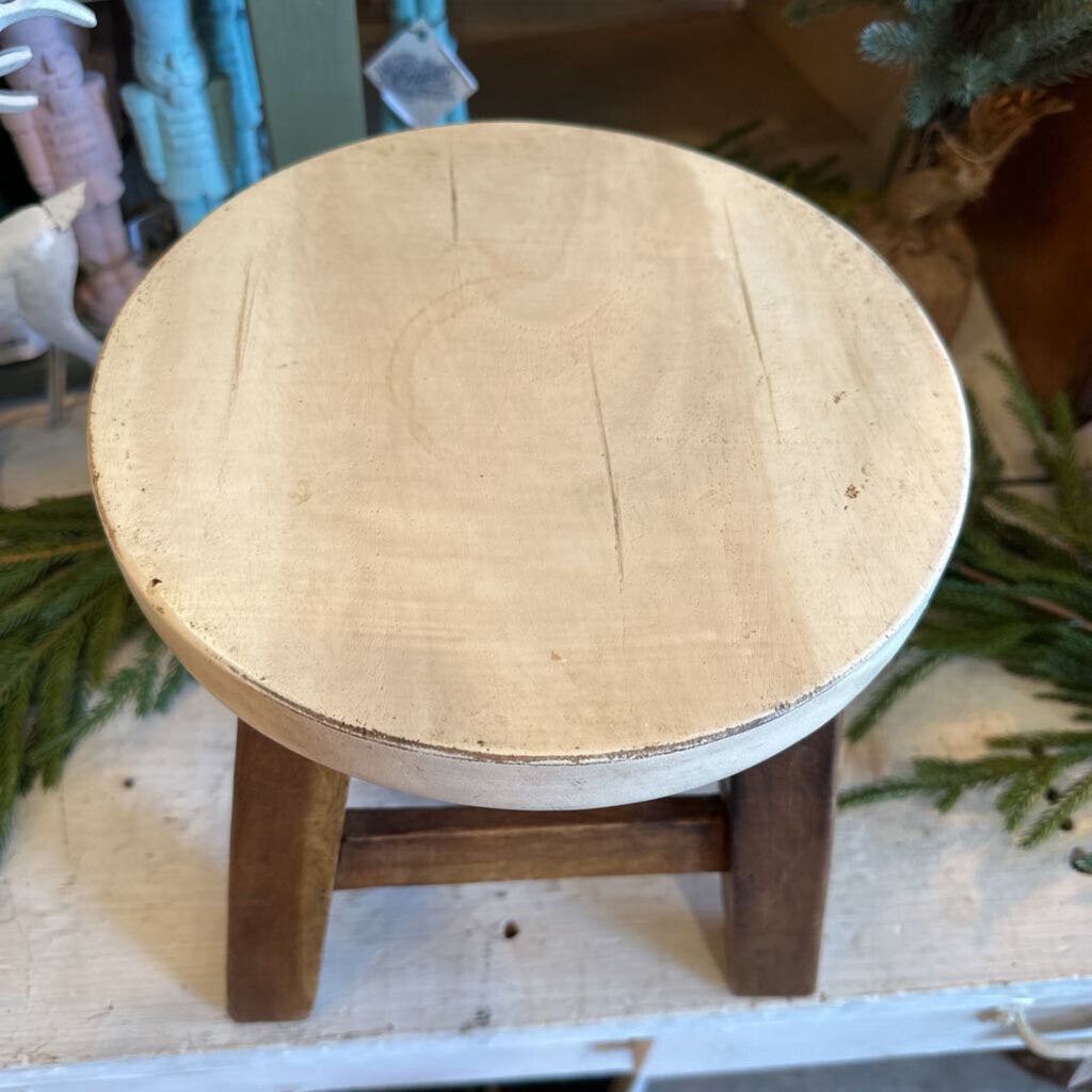 WOODEN STOOL PLANT STAND