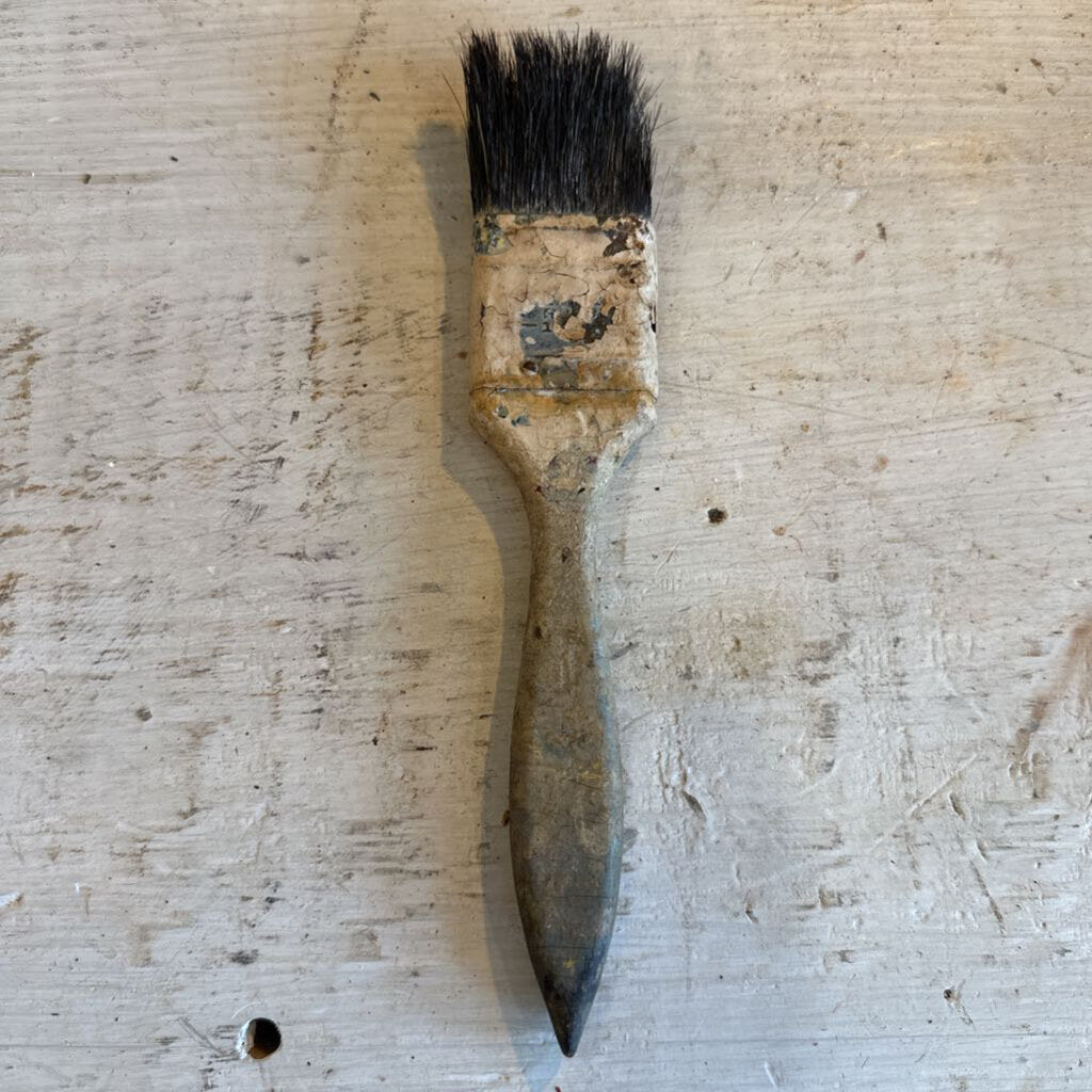 VINTAGE PAINT BRUSH