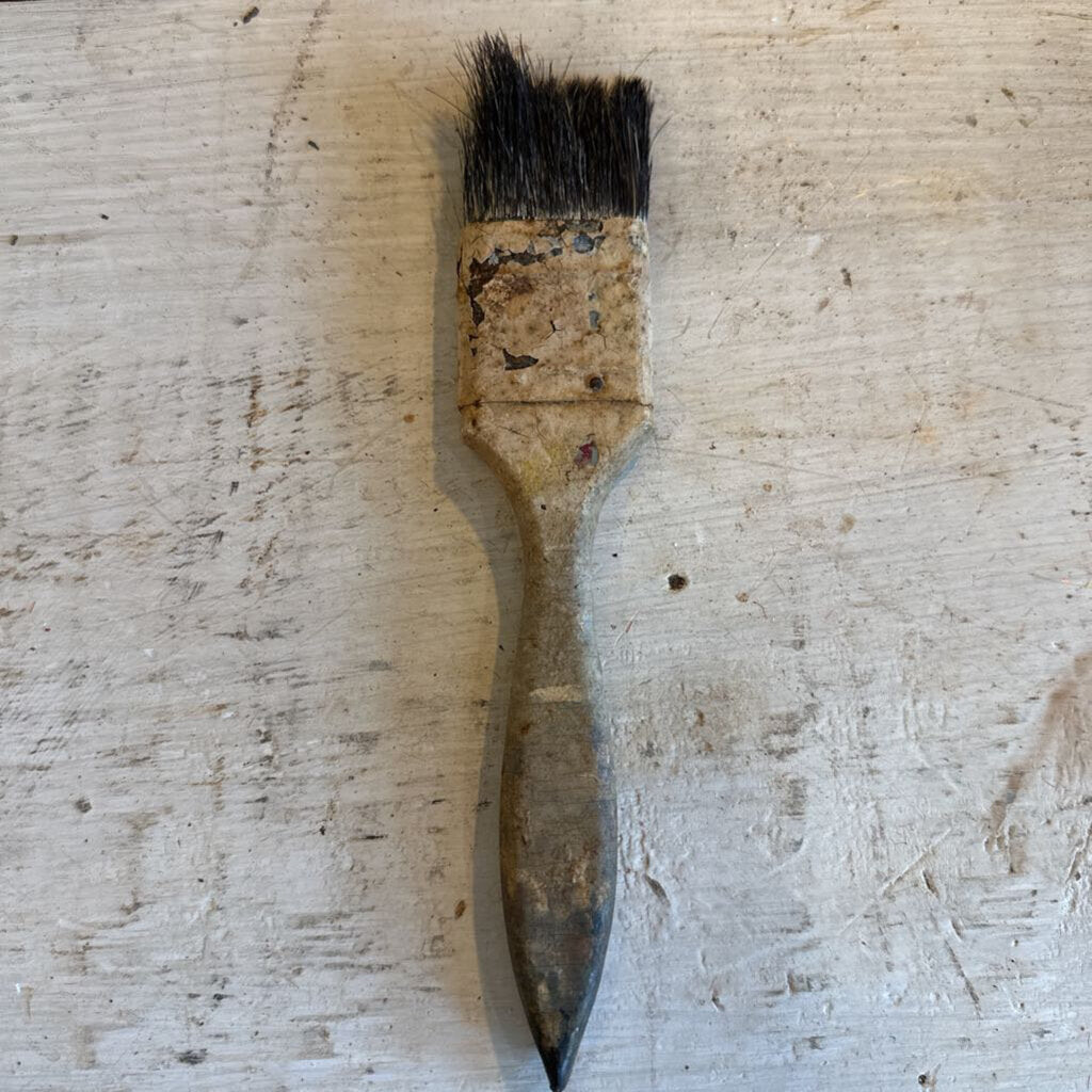 VINTAGE PAINT BRUSH