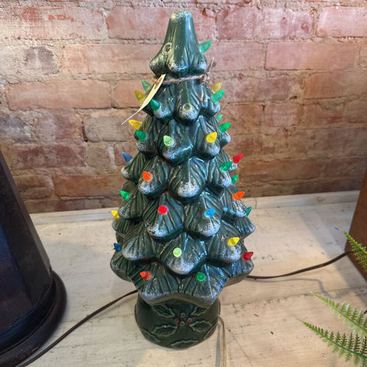 VINTAGE CERAMIC LIGHTED TREE WITH BASE