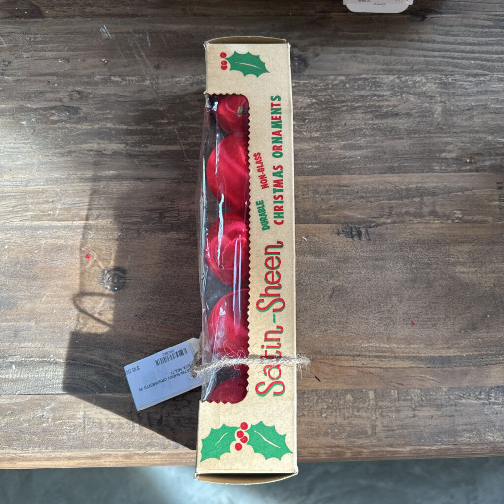 SATIN-SHEEN ORNAMENTS IN BOX