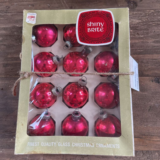 VINTAGE SHINY BRITE ORNAMENTS IN BOX