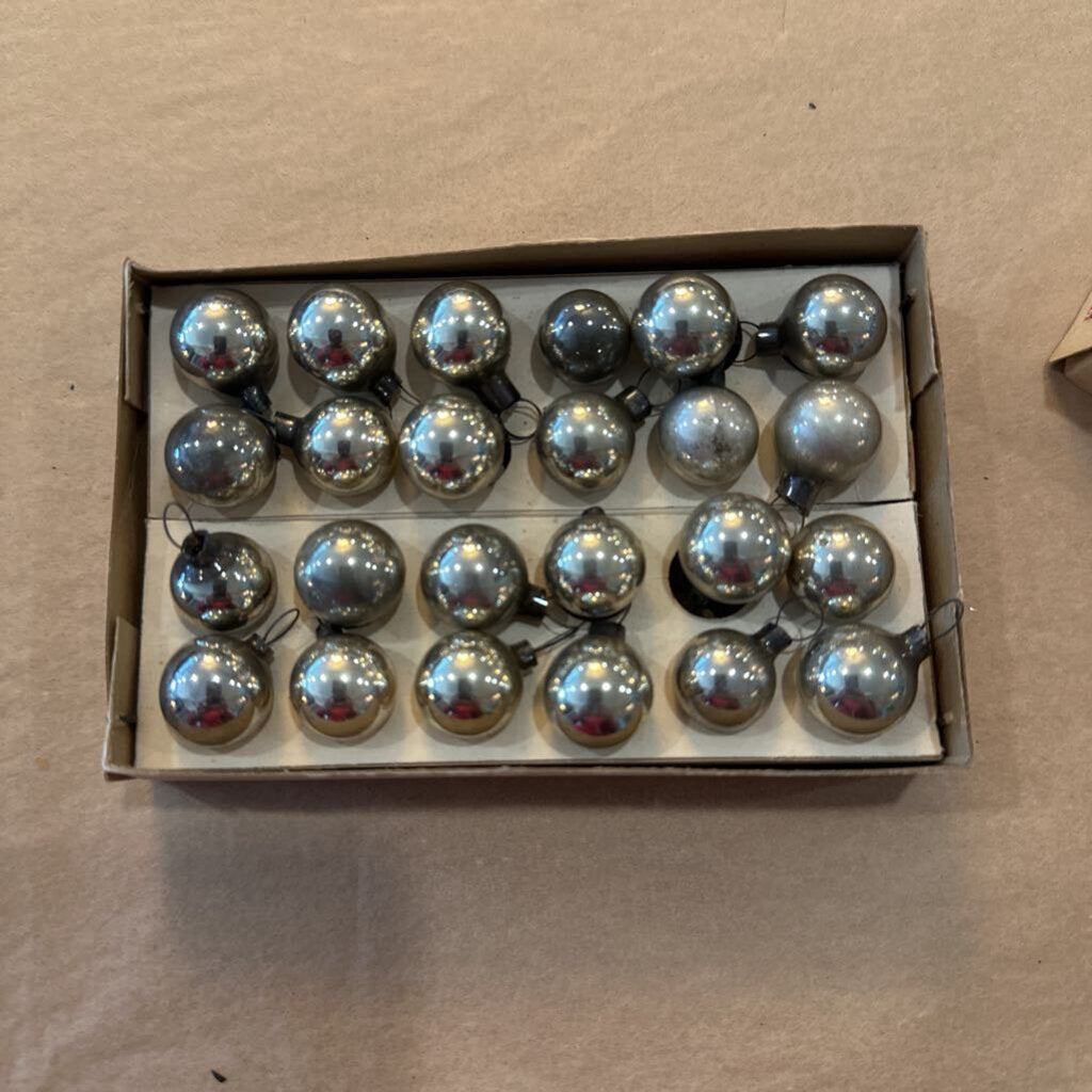 VINTAGE MINI SHINY BRITE ORNAMENTS IN BOX
