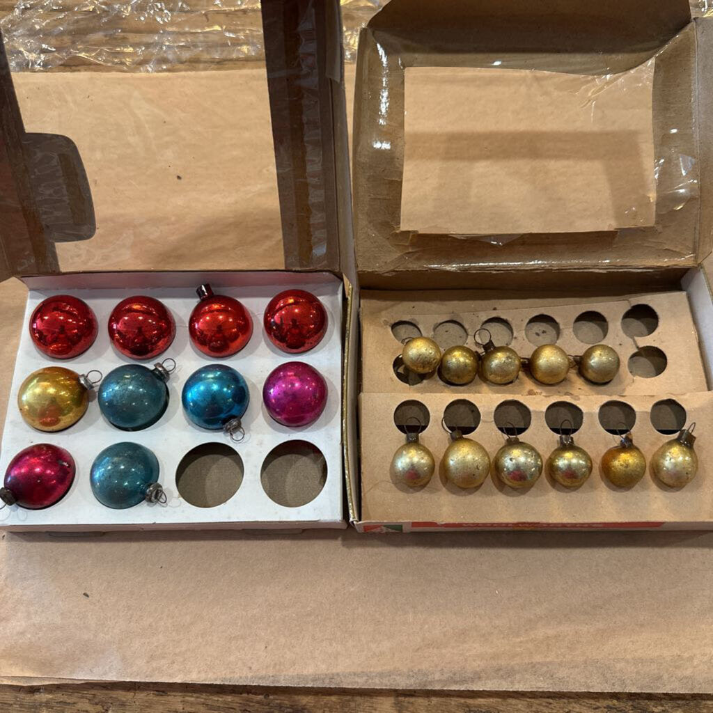 VINTAGE MINI SHINY BRITE ORNAMENTS IN BOX
