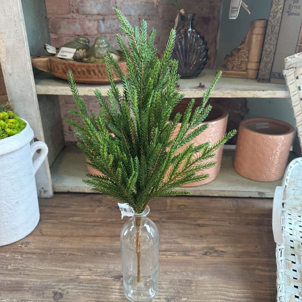 REAL FEEL AUSTRIAN PINE PICK