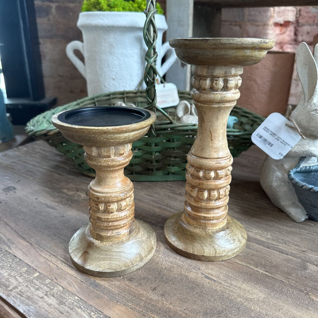 WOODEN CANDLE HOLDER