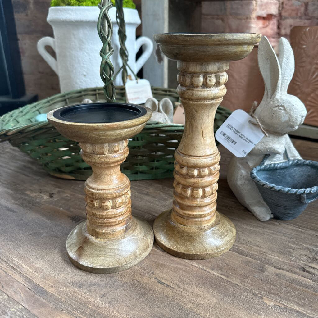 WOODEN CANDLE HOLDER
