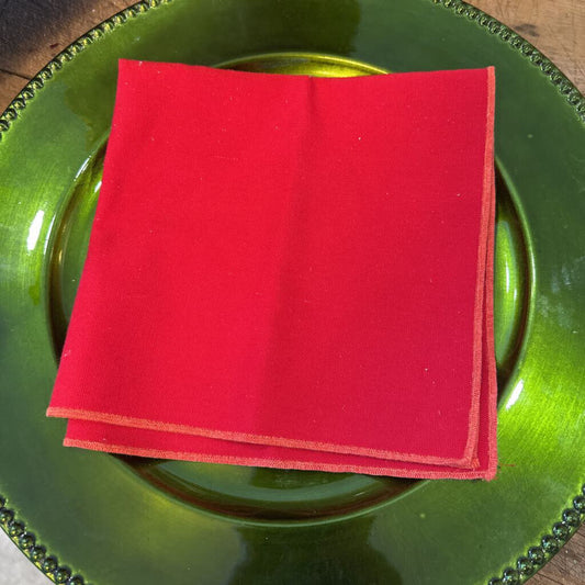 NAPKIN WITH STITCHED EDGING