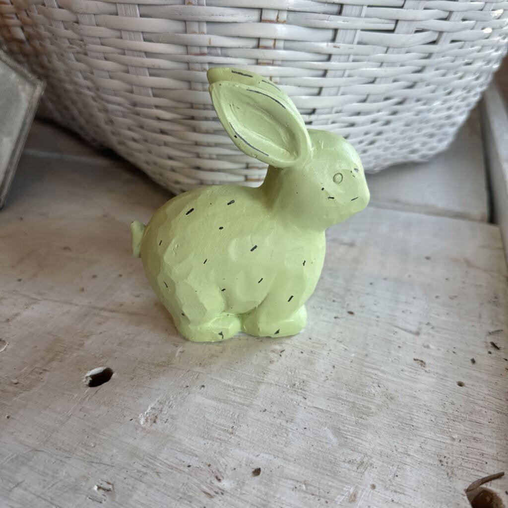 RESIN BUNNY