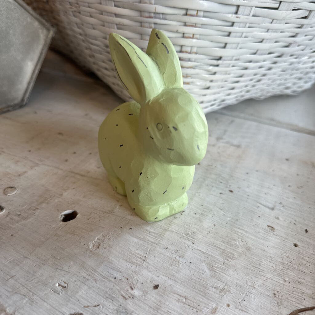 RESIN BUNNY