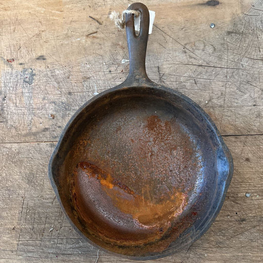 CAST IRON SKILLET