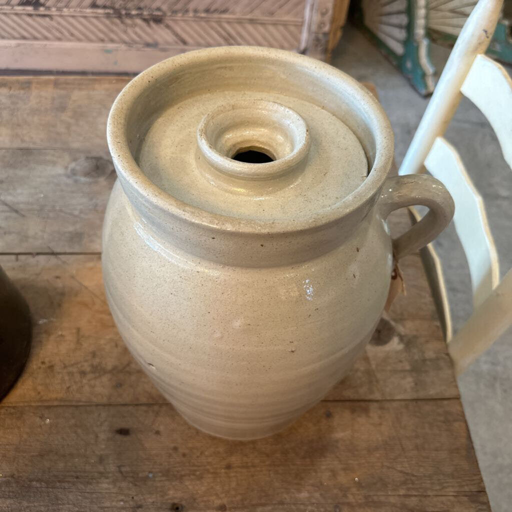 POTTERY CHURN WITH LID AND HANDLE