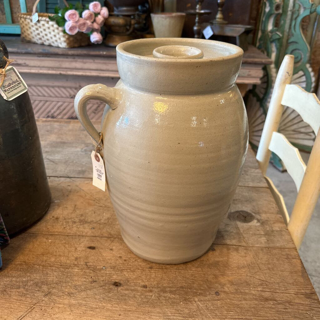 POTTERY CHURN WITH LID AND HANDLE