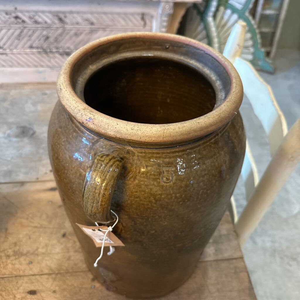 GA POTTERY JUG WITH HANDLE