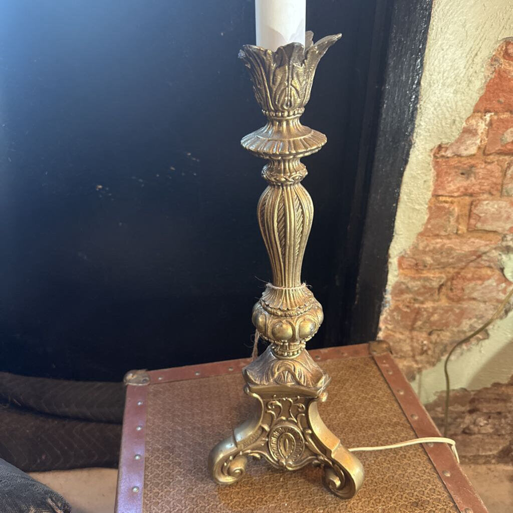 METAL LAMP WITH SHADE
