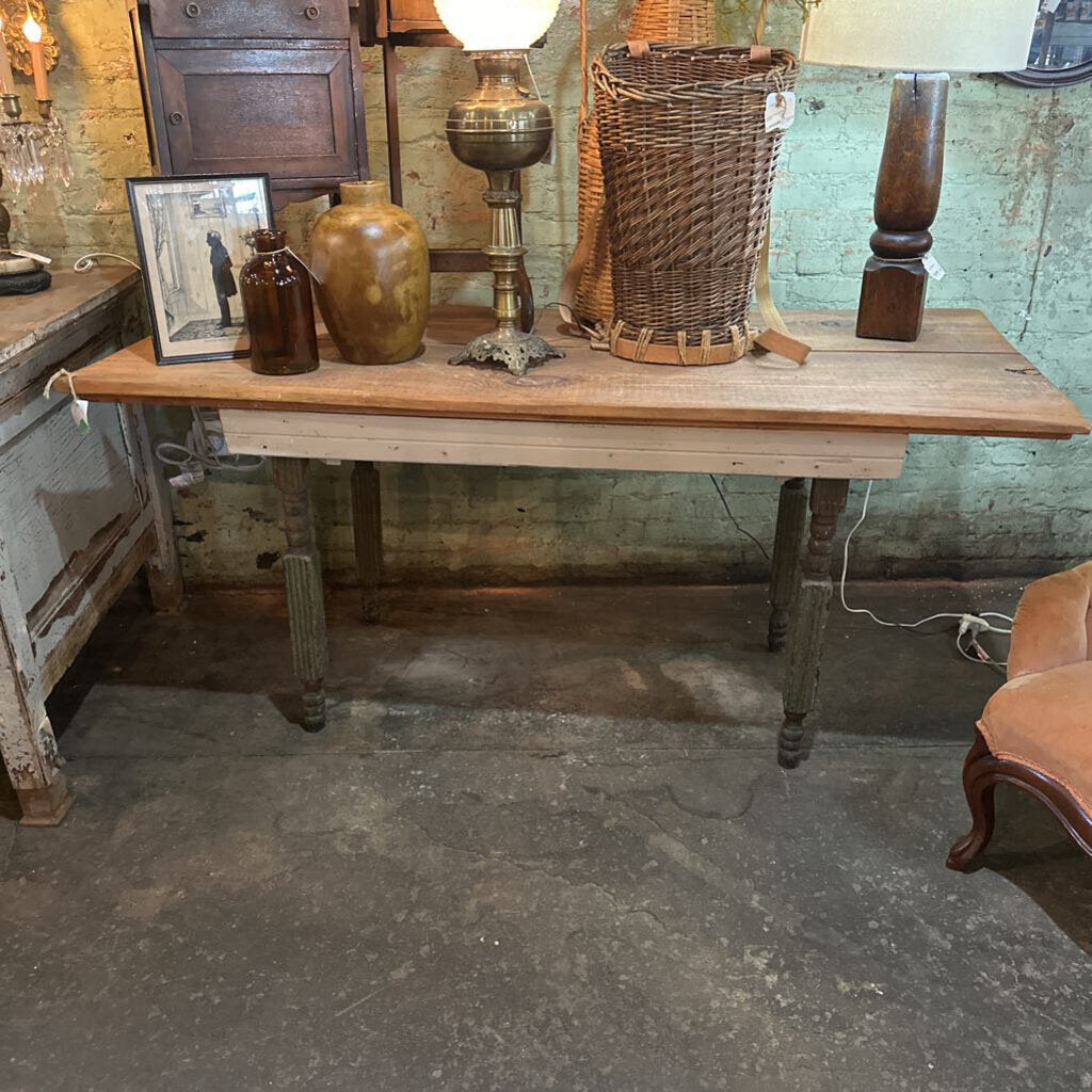 TWO BOARD TOP TABLE