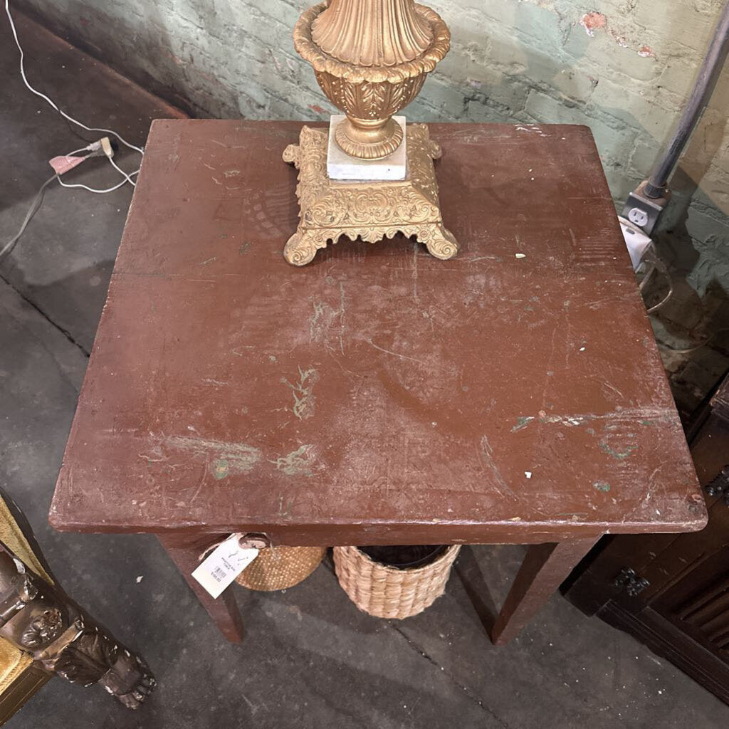 PRIMITIVE END TABLE