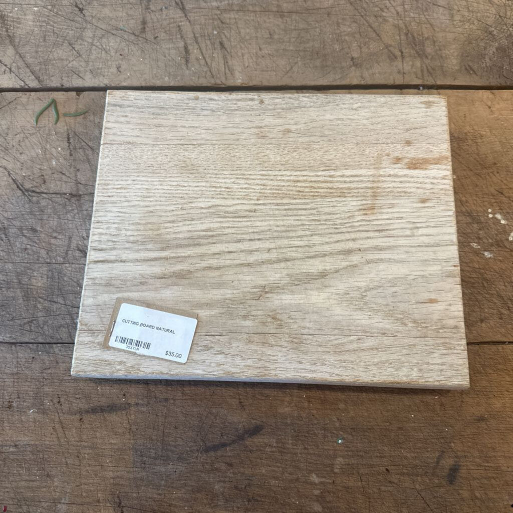 CUTTING BOARD