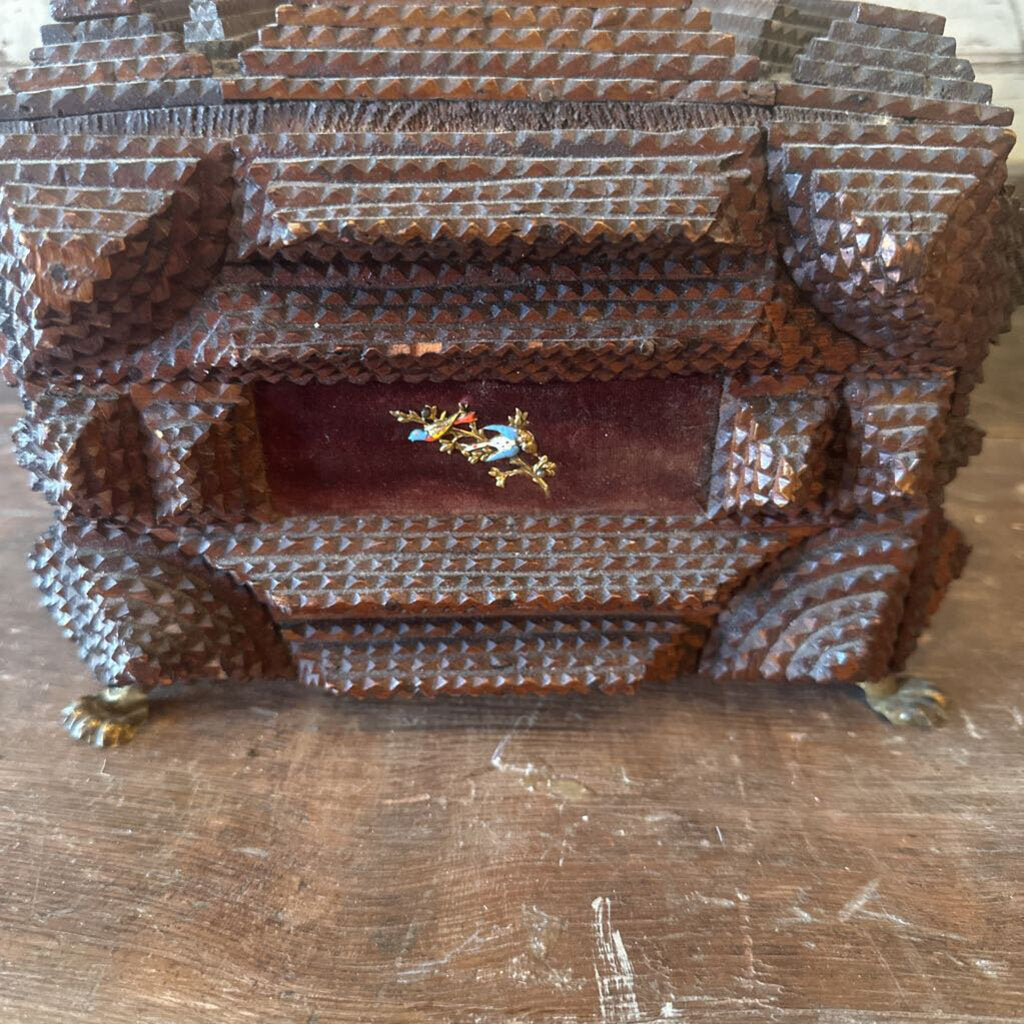"1899" TRAMP ART BOX