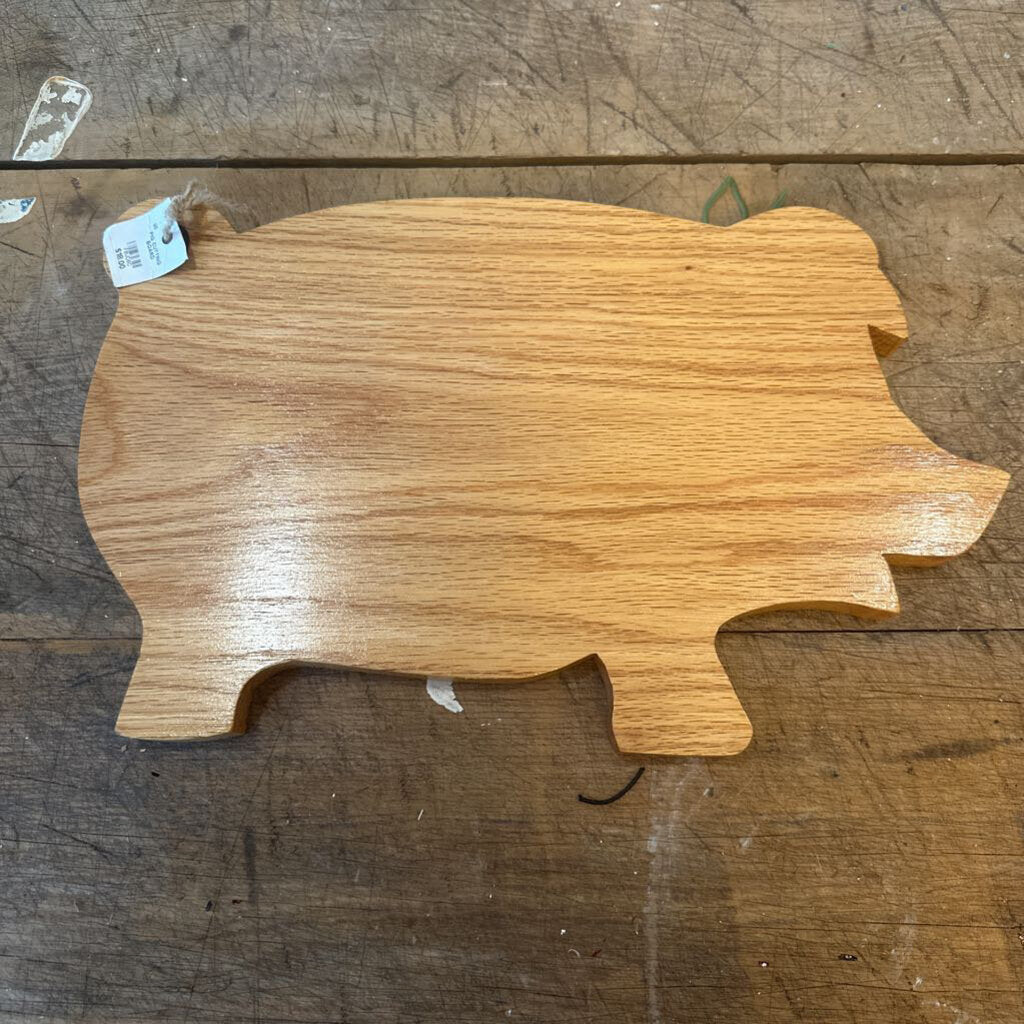 PIG CUTTING BOARD