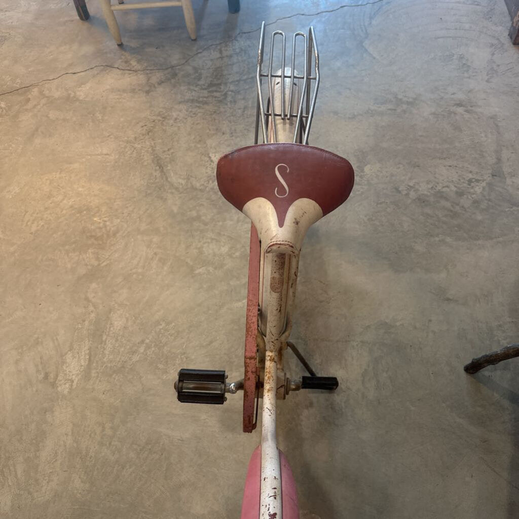 VINTAGE SCHWINN BICYCLE