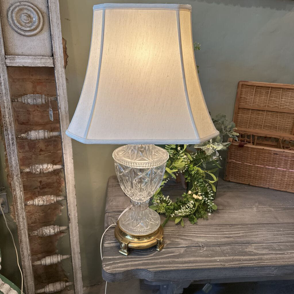 CRYSTAL LAMP