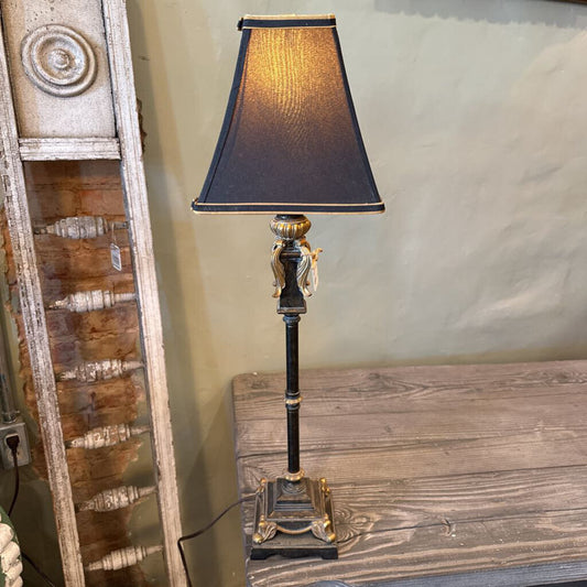 ORNATE METAL LAMP