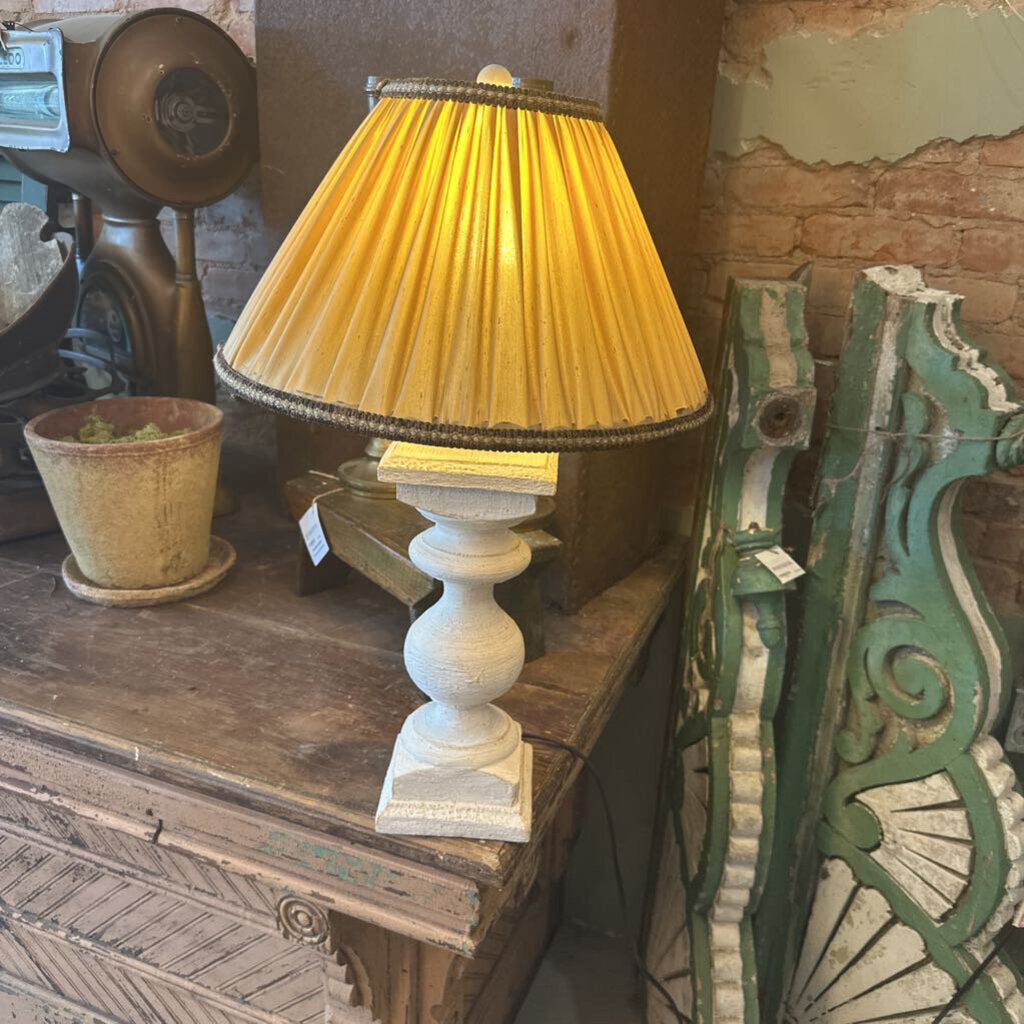 COBBLE LAMP