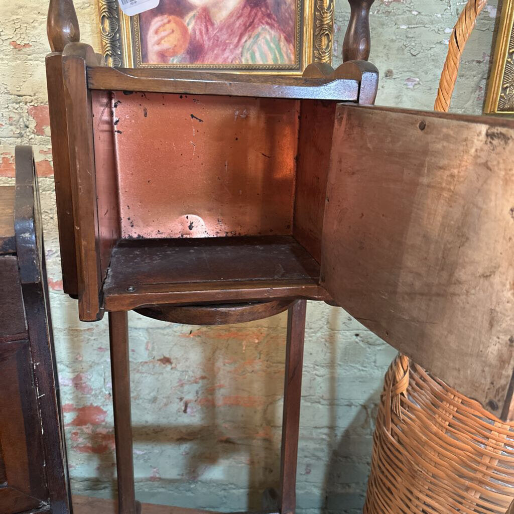 SMOKING STAND/CIGAR BOX