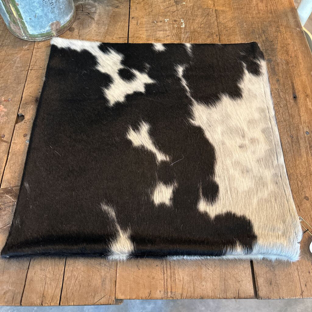 COWHIDE PILLOW COVER