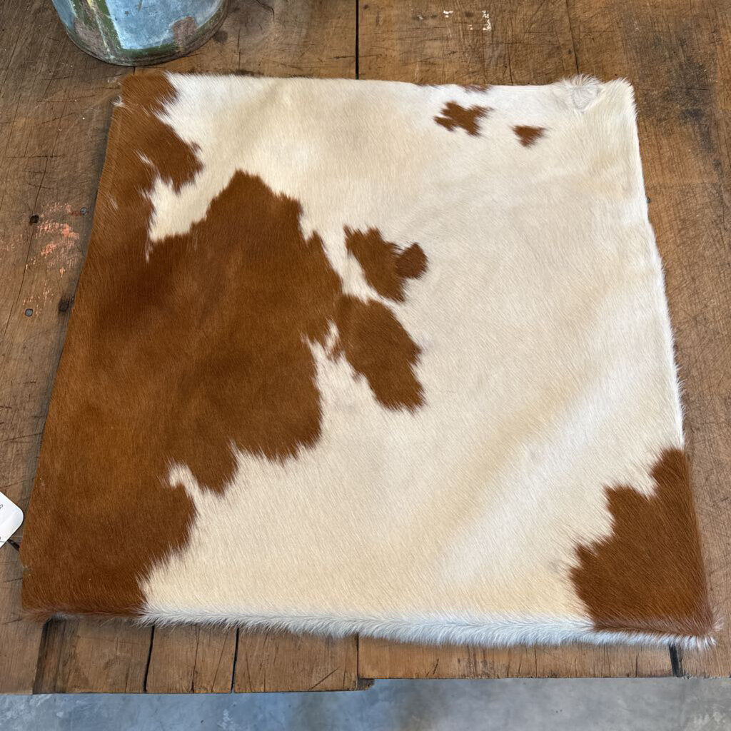 COWHIDE PILLOW COVER