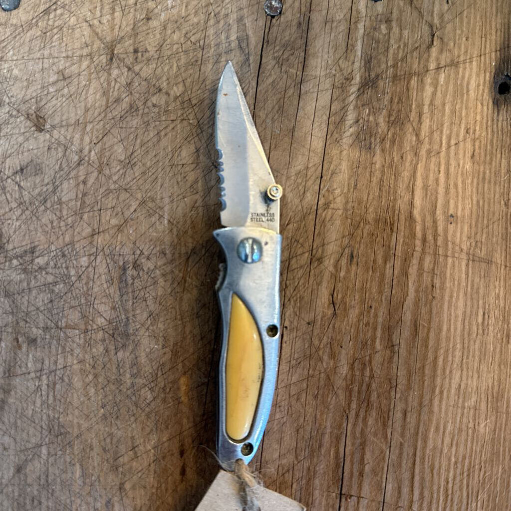 LOCK BACK FOLDING POCKET KNIFE