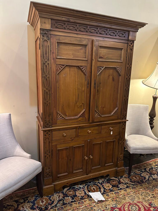 ARMOIRE