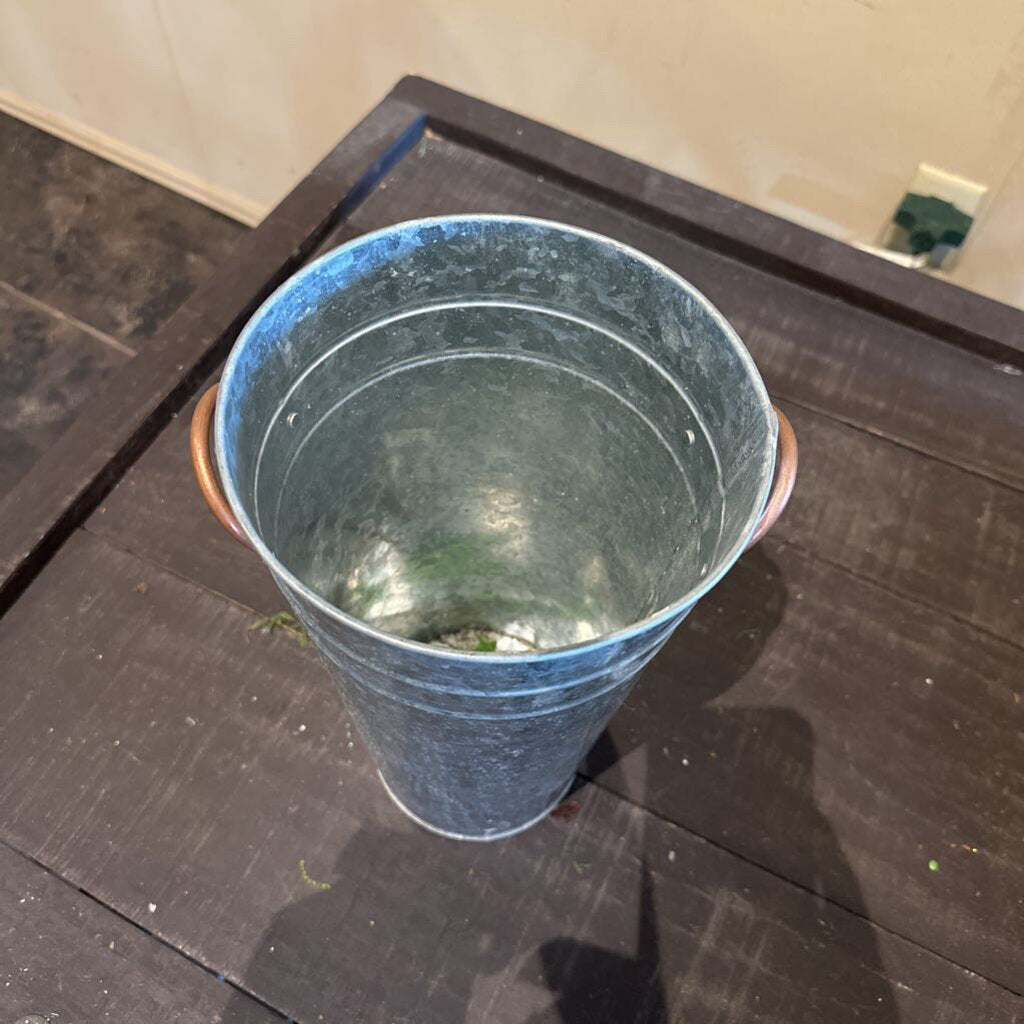 GALVANIZED FRENCH BUCKET