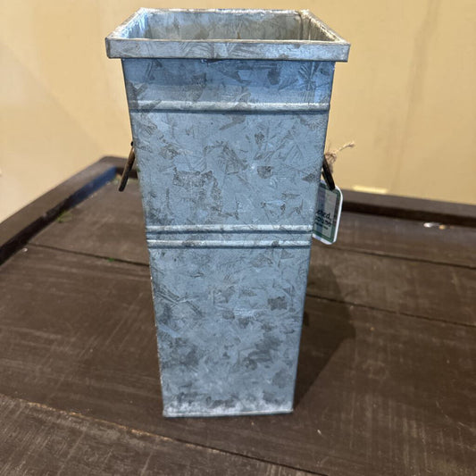 SQUARE METAL CONTAINER