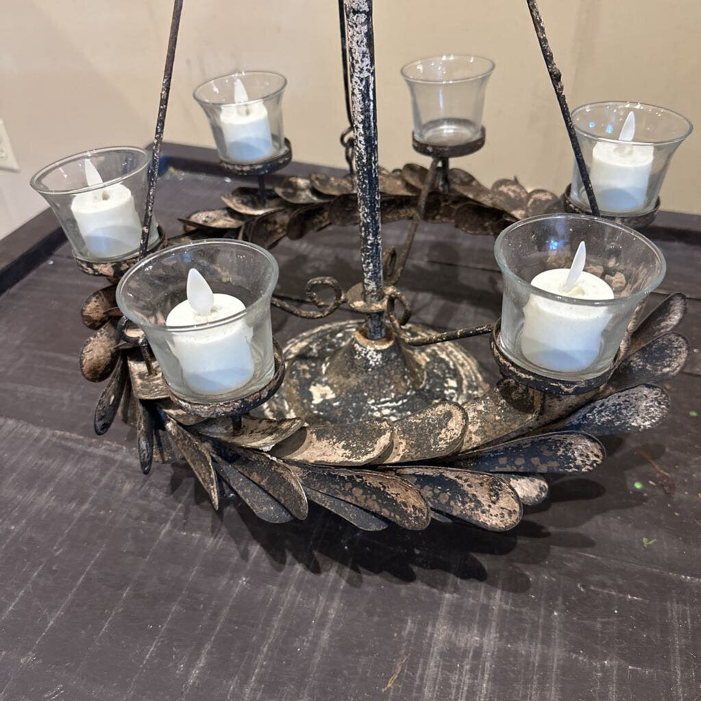 METAL TEA LIGHT RING ON STAND