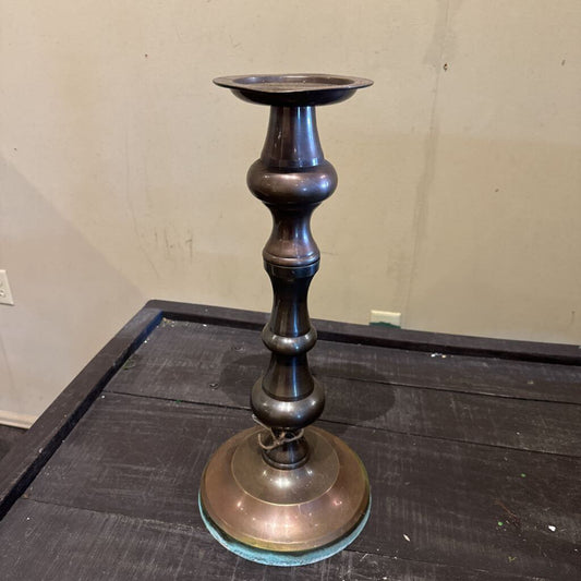 METAL CANDLE HOLDER
