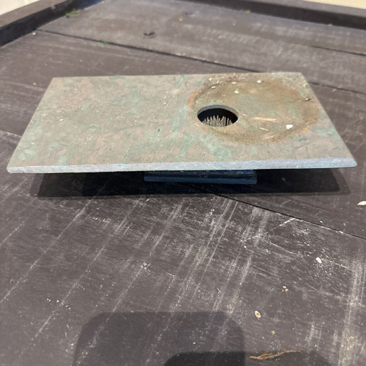 METAL FLOWER FROG